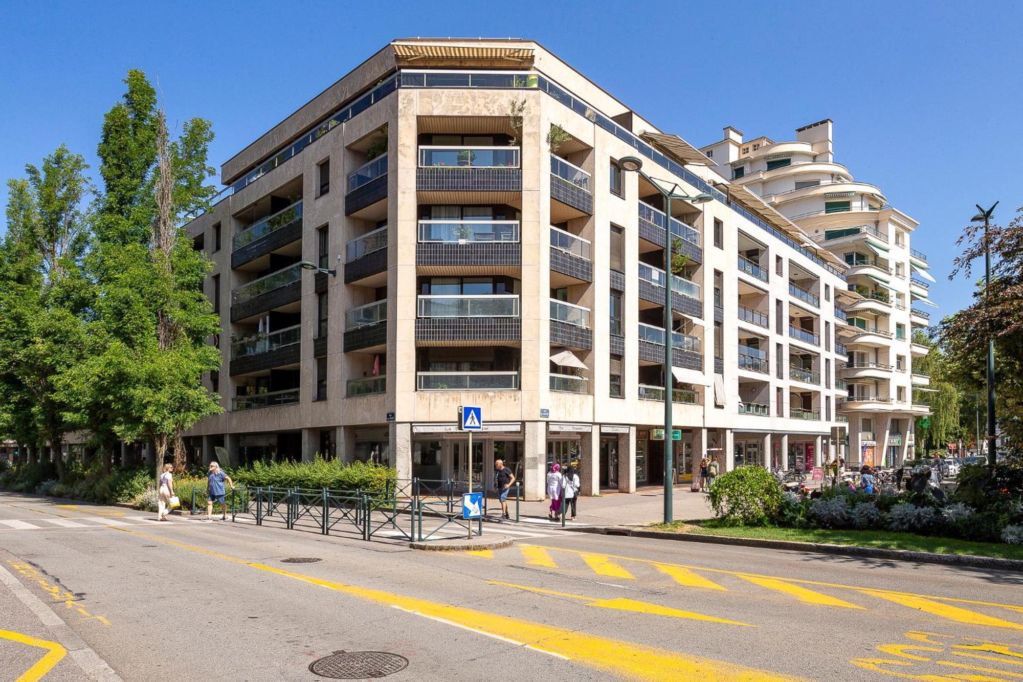 Appartement Moderne Au Coeur D'Annecy - A Deux Pas Du Lac Et De La Vieille Ville Ngoại thất bức ảnh